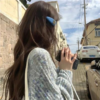 向下扭曲
